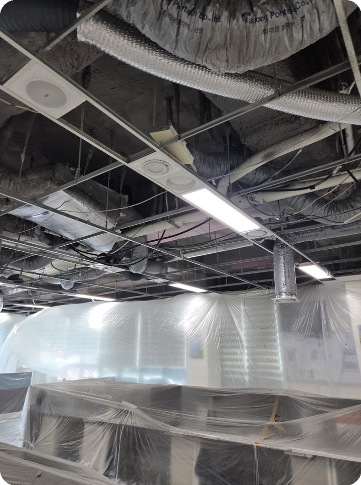 e0de838ecfbfb3917e23d93ca9e61ca3_1765255446_672.jpg e0de838ecfbfb3917e23d93ca9e61ca3_1765255446_672.jpg